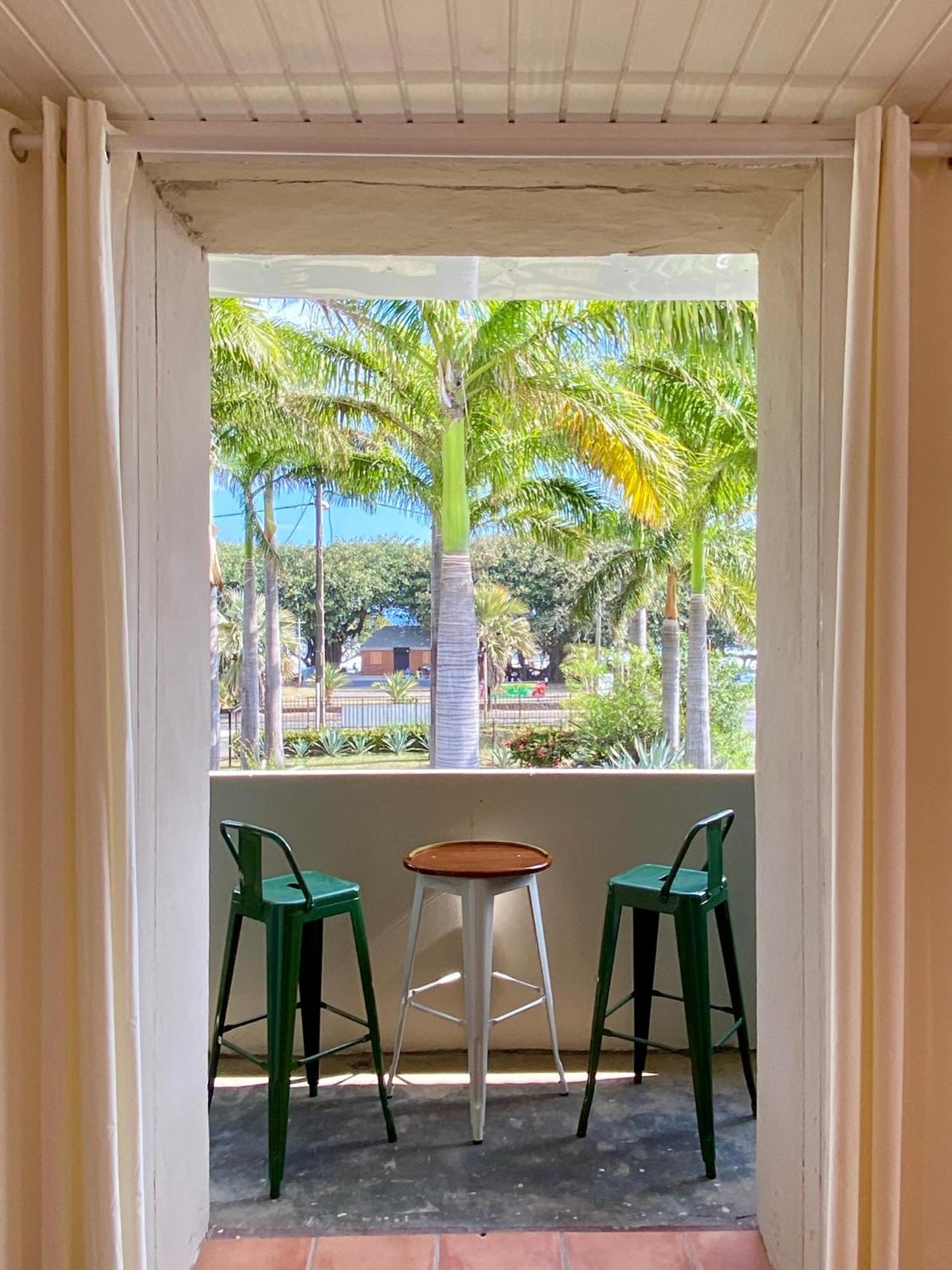 La Galerie - La Kaz Bourbon Apartment Saint Pierre Luaran gambar